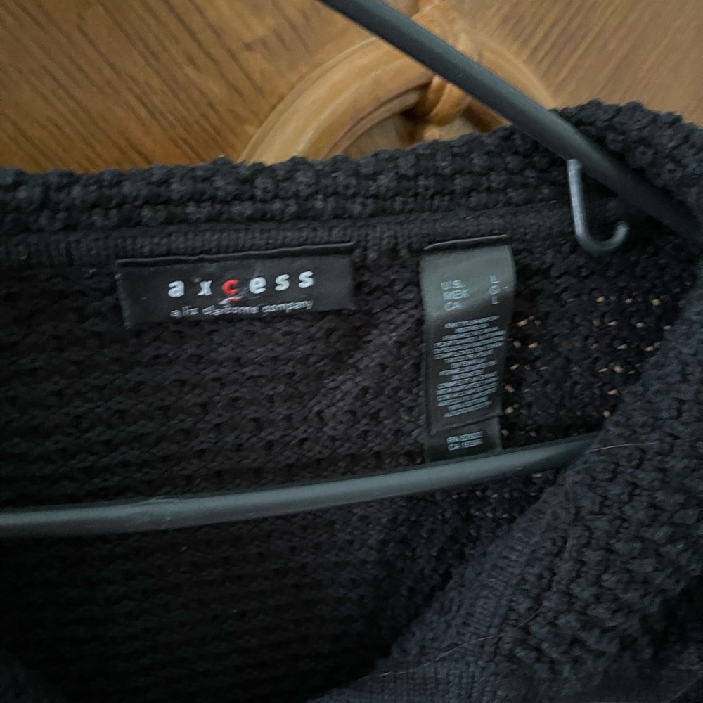 Axcess Sweater - Picture 2 of 7